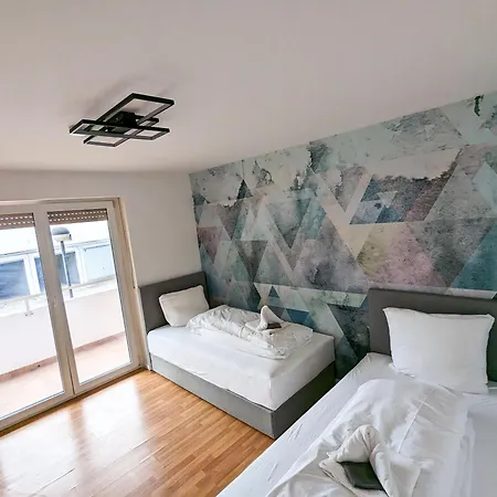 Charming, Newly & High Quality Equipped Apartment With Quiet Balcony In Fantastic Location - Ready To Move In Wurzburg Exterior photo