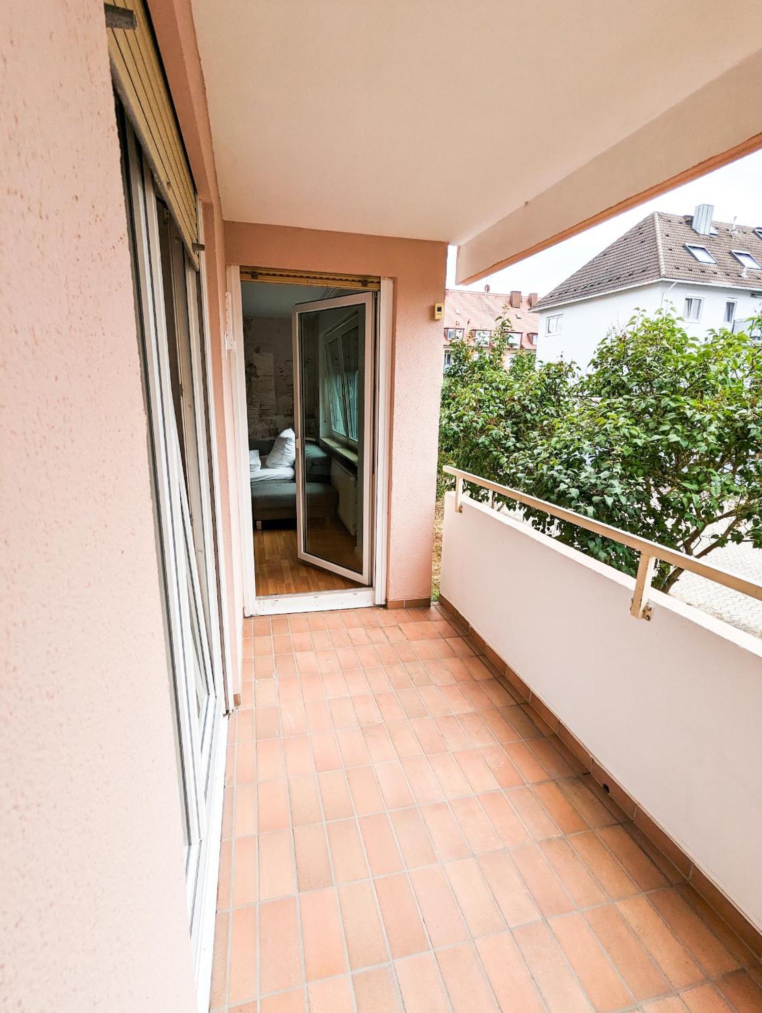 Charming, Newly & High Quality Equipped With Quiet Balcony In Fantastic Location - Ready To Move In Appartement *